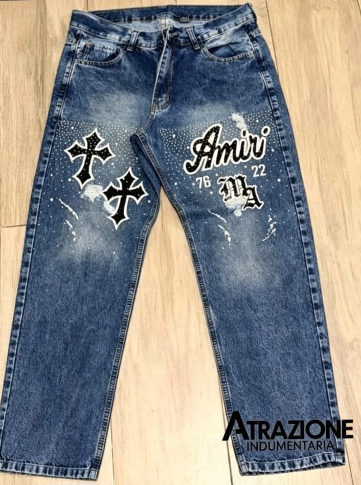 Jean Mom pintado con strass